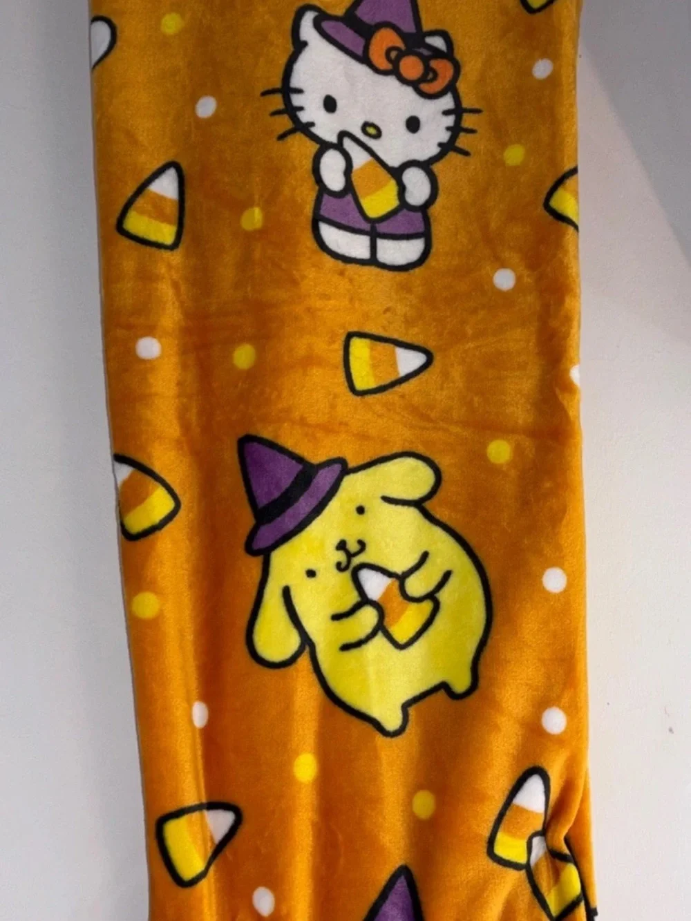 NWT Hello Kitty and friends Blanket Throw - Orange